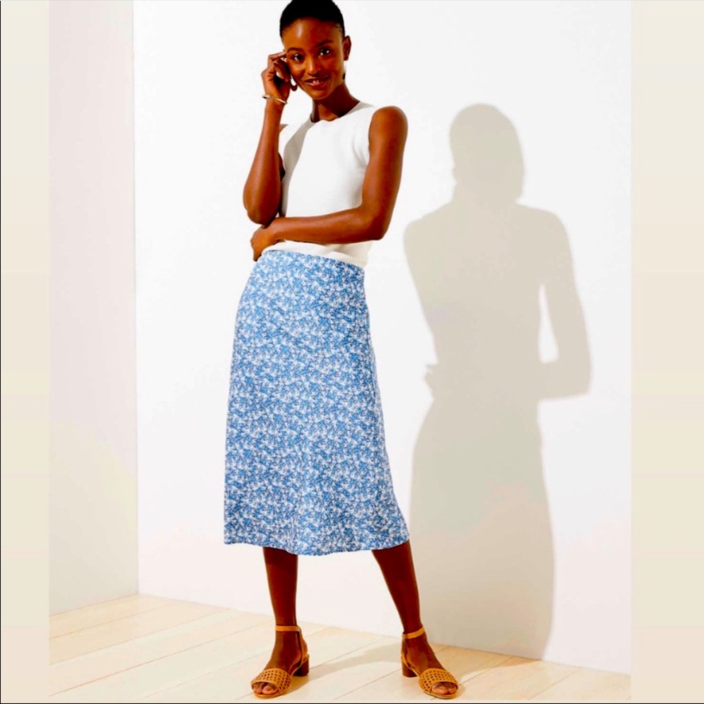 LOFT blue ditsy floral slip skirt S